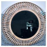 CIRCULAR WICKER MIRROR | Circular mirror in wicker/rattan frame. Dimensions: d. 4 x dia. 37 in
