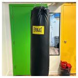 EVERLAST PUNCHING BAG | h. 48 x dia. 12 in.