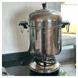 ELECTRIC PERCOLATOR | Electric coffee percolator Dimensions: h. 20 x dia. 10 in.