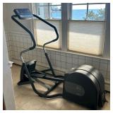 PRECOR EFX ELLIPTICAL MACHINE | Precor Elliptical Fitness Crosstrainer exercise machine. Dimensions: