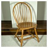 Oak Hoop-Back Spindle Wooden Chair | Vintage oak hoop-back spindle wooden chair. - h. 35 x w. 17.5 x