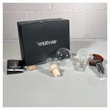 (3pc) WINE GROUP | Including: New in box Versovino Il Decanter piccolino, Mikasa crystal bottle stop