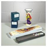 (4pc) MIXED JUDAICA | Including: New in box porcelain handles Sheffield England challah knife, porce