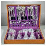 SHEFFIELD SILVER PLATE FLATWARE | Including: 12 knives, 7 dinner forks, 8 dessert forks, 6 teaspoons