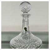 Waterford Crystal - Decanter | Waterford Crystal "Lismore Ship" pattern with cut crystal stopper. - 