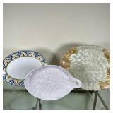 (3pc) Serving Platters - Ceramica & Others | Vintage (20th c.) porcelain serving platters, including