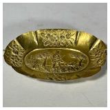 STAMPED BRASS PLATTER | Stamped brass decorative display platter depicting a hunting scene - h. 1 x 