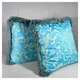 (2pc) PAIR THROW PILLOWS | Pair of blue throw pillows - w. 22 x l. 22 x d. 8 in