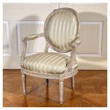 CARVED FRENCH ARMCHAIR UPHOLSTERY ROUND BACK | With striped upholstered and round back - h. 37.5 x w