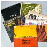 (6pc) JAZZ & LOUNGE MIXED VINYL RECORDS | Including: Miles Davis – Sketches of Spain Scatman Crother