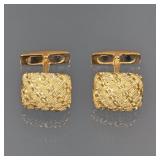 PAIR 18K WOVEN STYLE CUFFLINKS | 18k yellow gold cuff links, with fineness mark; 11.76g w. .62 in.