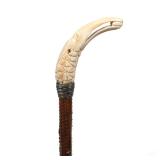 BROT PALAIS ROYALE CARVED BONE TOUCAN-FORM WALKING STICK / CANE | Carved bone Head of a toucan grasp
