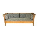 A STICKLEY MISSION ARTS & CRAFTS OAK SOFA