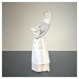 Lladro Figurine | Girl with lamb