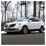 2019 LINCOLN MKT ELITE, 19k MILES, 7 PASSENGER SEATING - A single-owner car, garage kept, with a ver