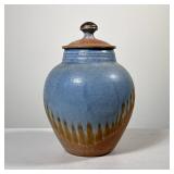 AMERICAN STUDIO POTTERY STONEWARE LIDDED JAR (LOON MOUNTAIN) | Wheel-thrown stoneware lidded jar wit