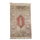 ANATOLIAN (TURKISH) HAND-KNOTTED WOOL PRAYER RUG