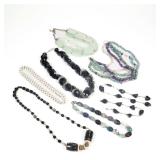 LOT OF LARGE COSTUME JEWELRY NECKLACES