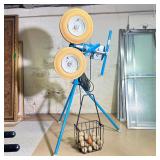 JUGS C-1589 SUPER JUGS COMBO BASEBALL / SOFTBALL PITCHING MACHINE PITCHER (M1300)