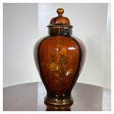 ETHAN ALLEN LACQUERED COVERED GINGER JAR | Antique-style covered ginger jar finished in brown wood-t