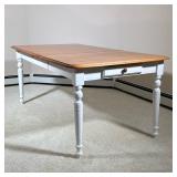 COUNTRY-STYLE EXTENSION DINING TABLE WITH TURNED LEGS AND CENTER DRAWER | Two-tone rectangular exten