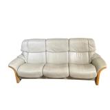 #42 EKORNES STRESSLESS BEIGE LEATHER THREE-SEAT SOFA WITH BEECH TRIM | Three-seat beige/cream leathe