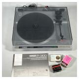 YAMAHA P-300 DIRECT-DRIVE FG SERVO SEMI-AUTOMATIC TURNTABLE WITH DUST COVER, MANUAL & NEEDLES | Silv