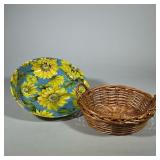 (2pc) SUNFLOWER PRINT LACQUERED SERVING PLATTER WITH WICKER BREAD BASKET | Round serving platter dec