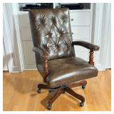 SEVEN SEAS BY BRADINGTON-YOUNG TUFTED LEATHER EXECUTIVE SWIVEL CHAIR | Brown button-tufted leather e