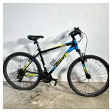 GIANT REVEL 2 MOUNTAIN BIKE WITH ALUXX ALUMINUM FRAME SIZE M | This Giant Revel 2 mountain bike feat