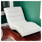 WHITE FAUX LEATHER MODERN CHAISE LOUNGE WITH BLACK METAL LEGS | Chaise lounge upholstered in glossy 