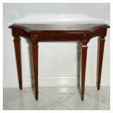 BOMBAY COMPANY MAHOGANY-FINISH CONSOLE SIDE TABLE WITH FLUTED APRON AND DRAWER | Mahogany-finish rec