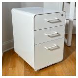 POPPIN STOW 3-DRAWER METAL MOBILE FILE CABINET | White powder-coated steel three-drawer mobile file 