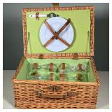 WICKER PICNIC BASKET WITH LINED INTERIOR, PLATES, GLASSES AND CUTLERY | Rectangular woven wicker pic