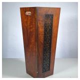 MID-CENTURY MODERN STYLE WOOD UMBRELLA STAND WITH FRETWORK INSERT | Tapered rectangular wooden umbre