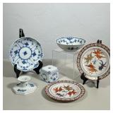 (6pc) ROYAL COPENHAGEN BLUE FLUTED PORCELAIN AND JAPANESE GOLDFISH PLATES | Collection of six hardco