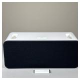 APPLE IPOD HI-FI SPEAKER SYSTEM WITH REMOTE | The iPod Hi-Fi speaker system features a white plastic