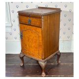 CHIPPENDALE STYLE BURLWOOD VENEER SIDE TABLE