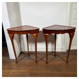 PAIR OF QUEEN ANNE STYLE MAHOGANY CORNER TABLES