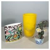 MIKASA KUTANI BIRD BONE CHINA VASE, YELLOW ART GLASS VASE, AND DECORATIVE STONE TREE