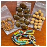 ANTIQUE TRADE BEAD STRAND & BACHELITE BEADS