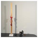VINTAGE SINGER SKIRT MARKER AND HAND CRANK PINKING MACHINE WITH CLAMP
