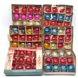 (71) Vintage Glass Round Christmas Ornaments