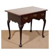 LOT 71 | QUEEN-ANNE MAHOGANY LOWBOY | Having an over hanging top with molded edge, over three drawer