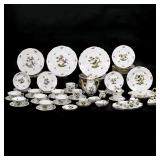 LOT 209 | EXTENSIVE HEREND "ROTHSCHILD" PORCELAIN SERVICE | 63 pieces in total, comprising: 11 dinne