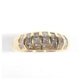 LOT 481 | PRINCESS-CUT DIAMOND 18K DOME RING | Seven rows of 3 diamonds set in 18k yellow gold, stam