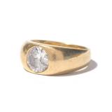  An Old European Cut approximately 1.97ct (8.1 - 8.3 x 4.9 mm) central diamond, i-k color, i2-i3, se