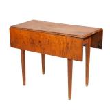 E. 19TH C. AMERICAN TIGER & MAPLE DROP SIDE TABLE | Of small size, country table with excellent colo