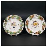 (2PC) CONTINENTAL PORCELAIN PLATES | 19th century or earlier, reticulated with applied decoration, i