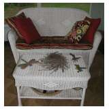 White Wicker Love Seat & Coffee Table 